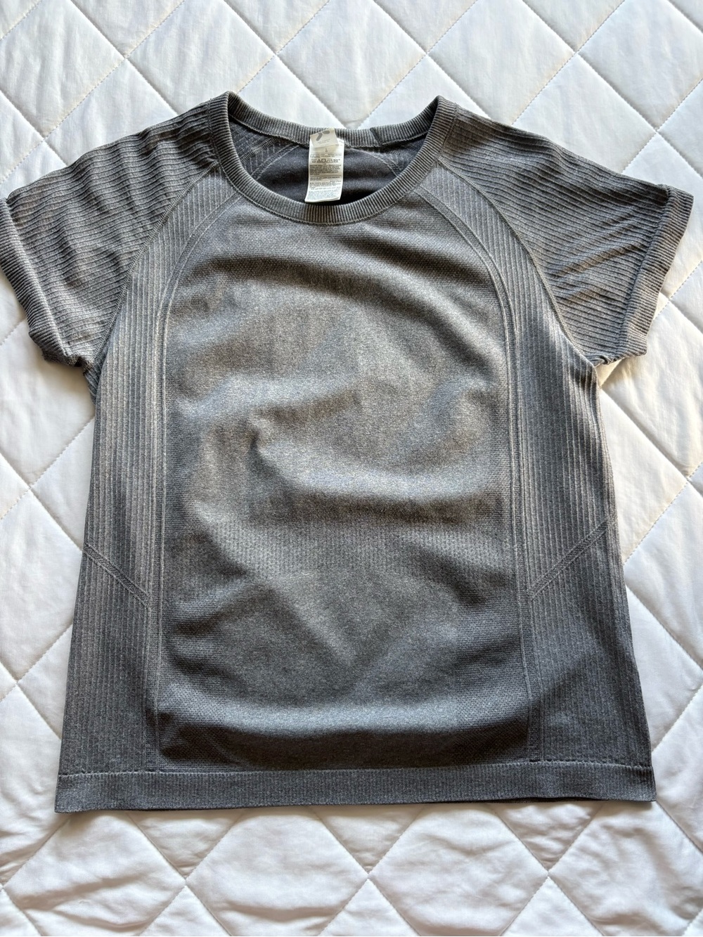 Old Navy Gray Short-Sleeve Crewneck Athletic Tee